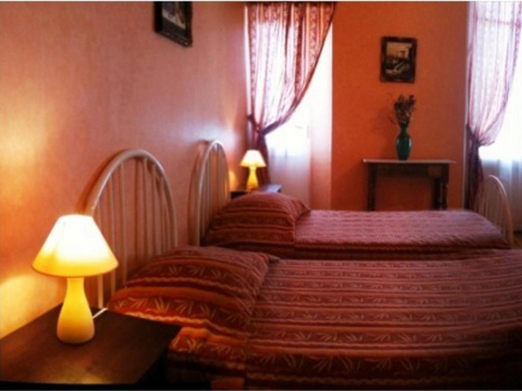 Chambres Et Tables D'Hotes Les Breuils Mariol Oda fotoğraf